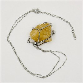 Кальцит желтый 2-5 см, необработанный, с подвеской, Китай 1679