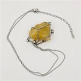 Кальцит желтый 2-5 см, необработанный, с подвеской, Китай 1679